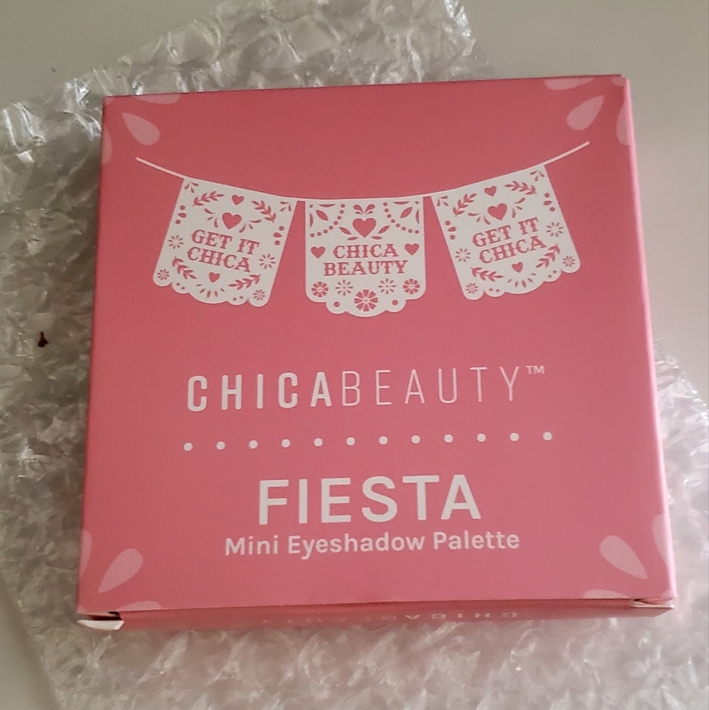 NEW! FIESTA (Mini-9 Eyeshadow Palette)